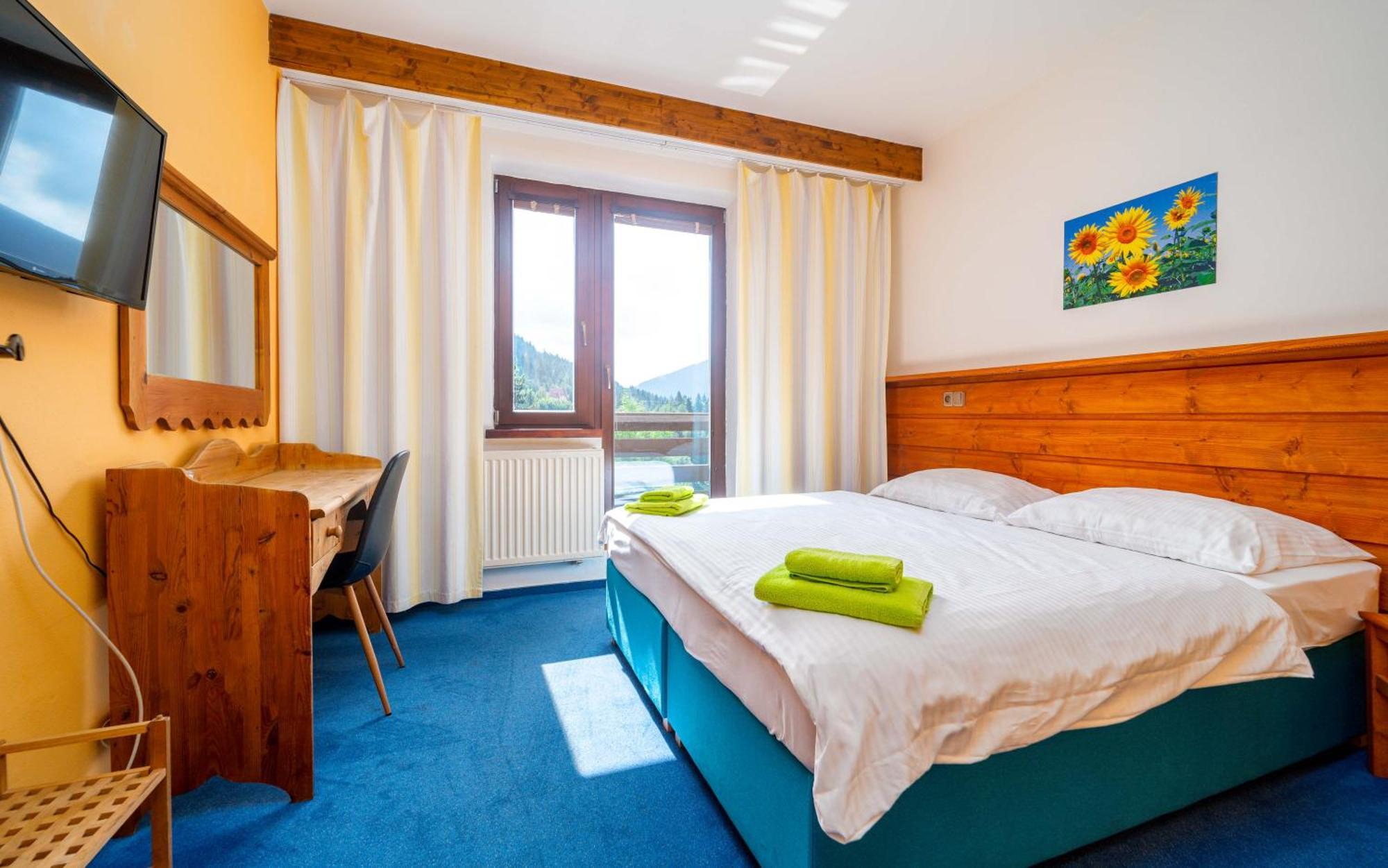 Hotel Ondras Z Beskyd Ostravice Esterno foto