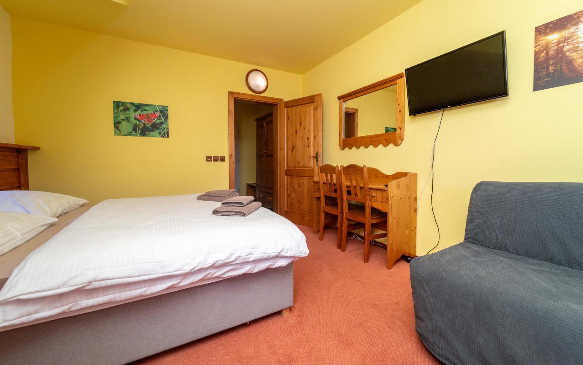 Hotel Ondras Z Beskyd Ostravice Esterno foto