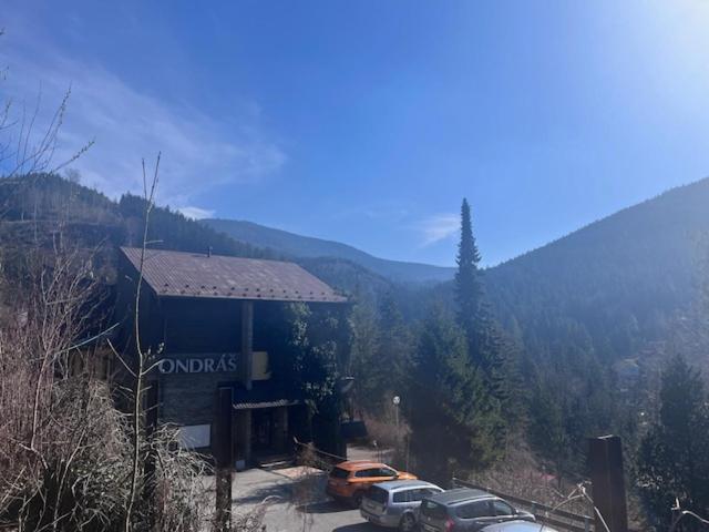 Hotel Ondras Z Beskyd Ostravice Esterno foto